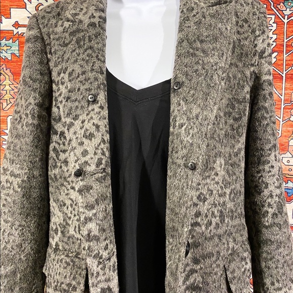 Grey Leopard Print Peacoat - Picture 2 of 8